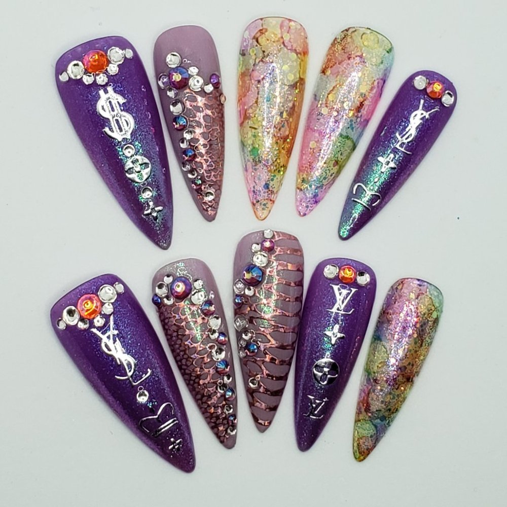 Chameleon Luxury Gel Press on Nails " Purple Chameleon " - Picture 12 of 15